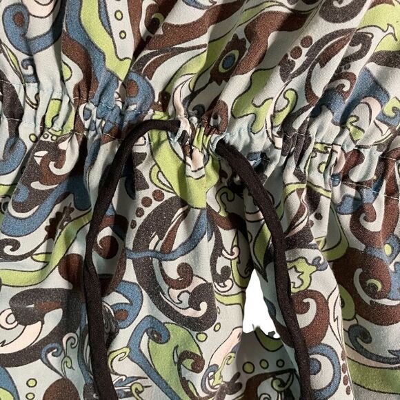 Beverly Hills Green and Brown Swirled Scrub Top - Picture 4 of 6